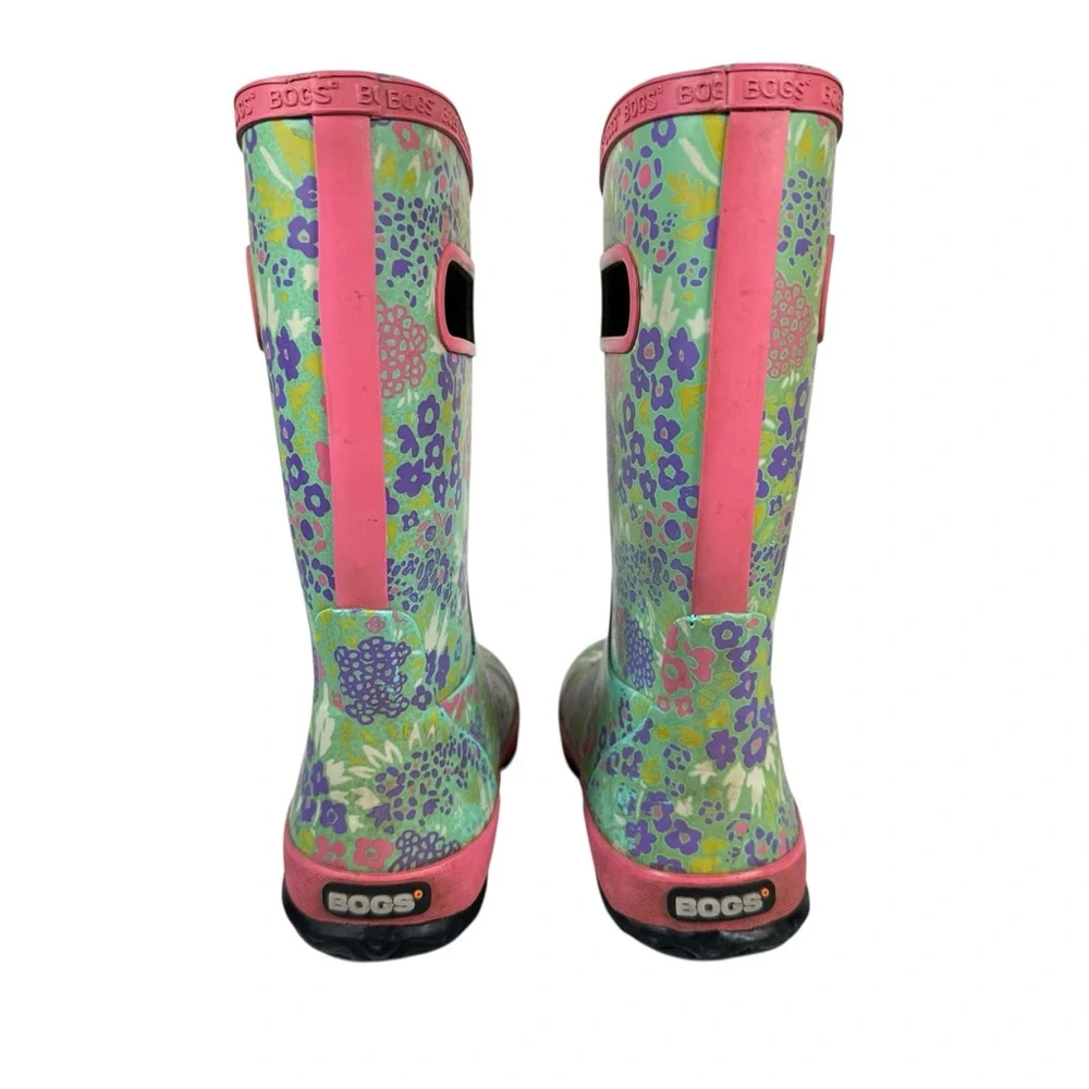 BOGS Pull-on Rubber Rain Boots in floral print